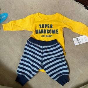 Brand new CARTERS “Super Handsome Like Daddy” NB size